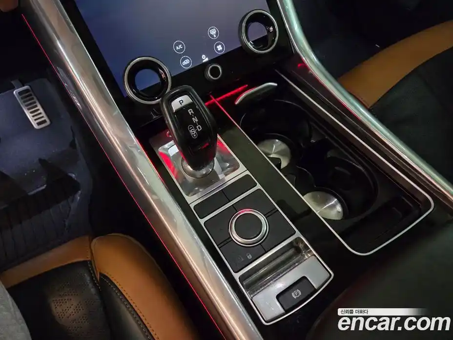 Land Rover Range-Rover Sport 2018 3.0 Автомат в Москве № 198205, фото 9