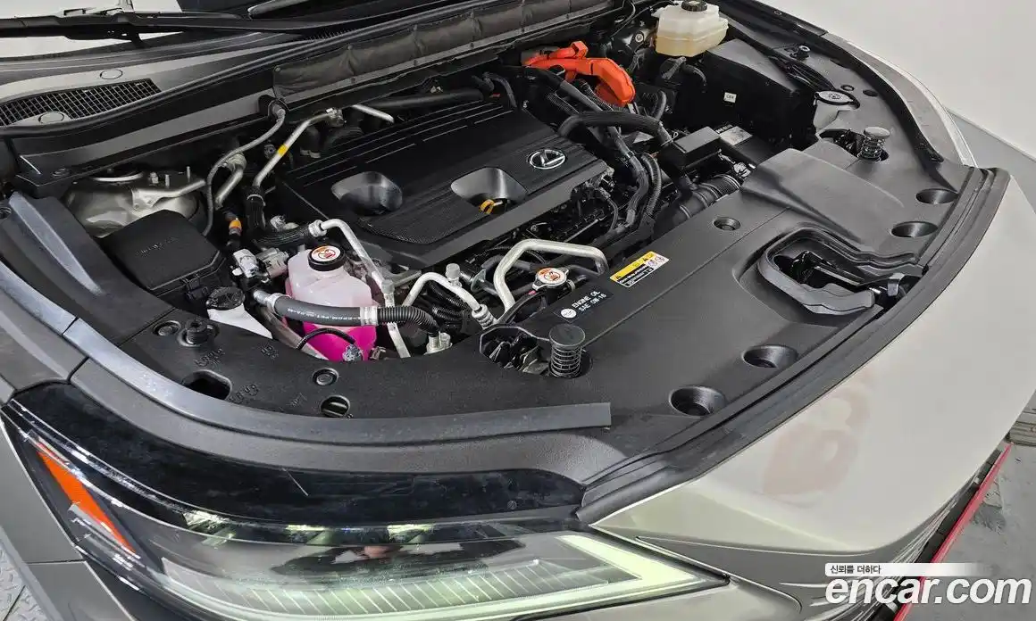 Lexus RX 2024 2.5 Автомат в Москве № 198783, фото 8