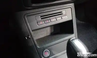 Volkswagen Tiguan 2014 2.0 Автомат в Москве № 199238, миниатюра 11