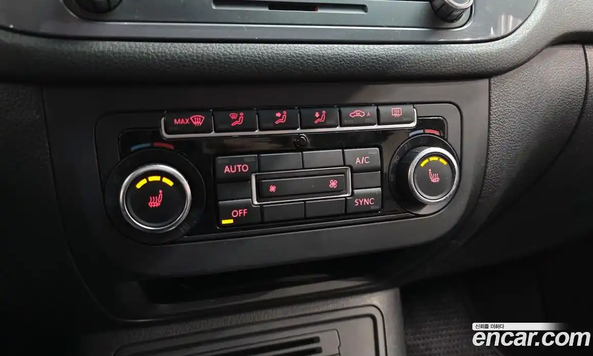 Volkswagen Tiguan 2014 2.0 Автомат в Москве № 199238, фото 18