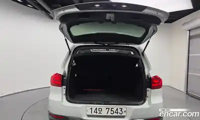 Volkswagen Tiguan 2014 2.0 Автомат в Москве № 199238, миниатюра 4