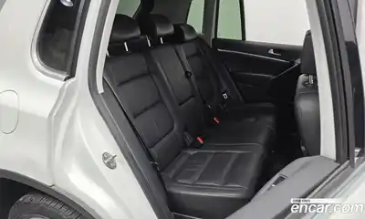 Volkswagen Tiguan 2014 2.0 Автомат в Москве № 199238, миниатюра 9