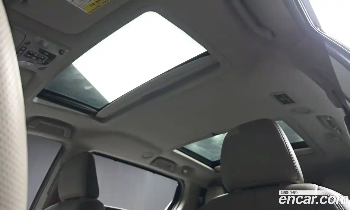 Toyota Sienna 2014 3.5 Автомат в Москве № 199672, фото 20