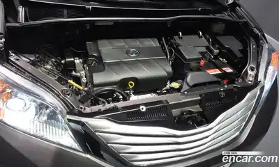 Toyota Sienna 2014 3.5 Автомат в Москве № 199672, миниатюра 3