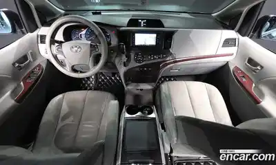 Toyota Sienna 2014 3.5 Автомат в Москве № 199672, миниатюра 6