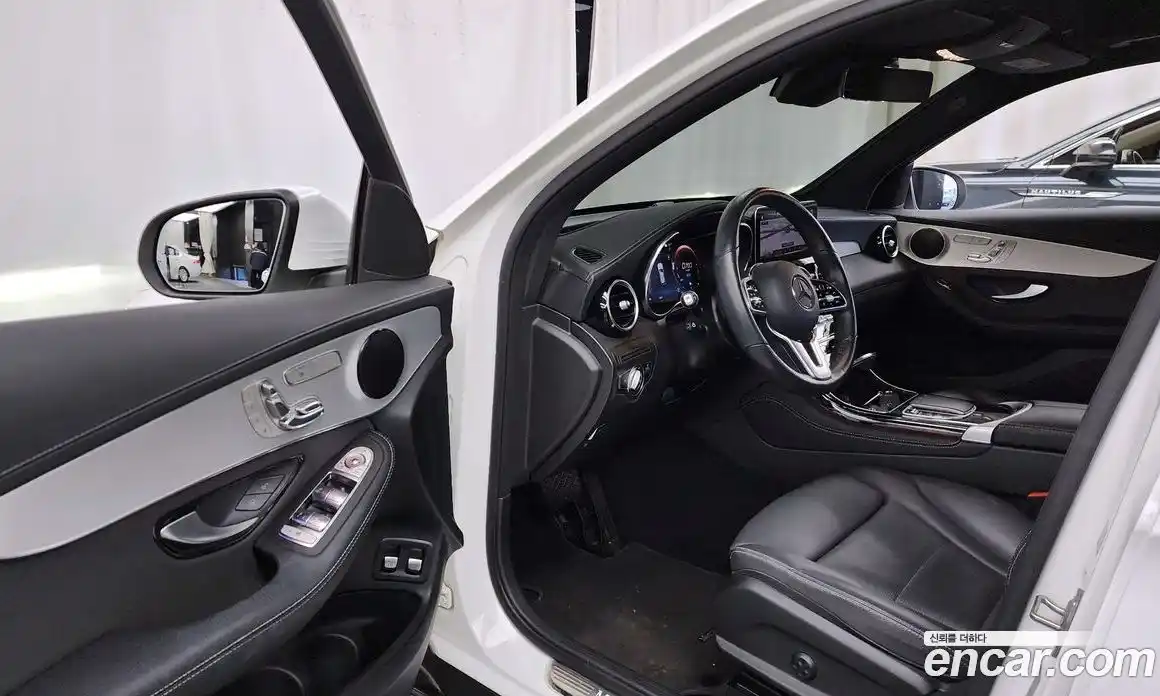 Mercedes-Benz GLC-Class 2021 2.0 Автомат в Москве № 207224, фото 10