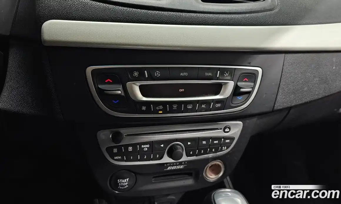 Renault SM3 2012 1.6 Автомат в Москве № 209476, фото 8