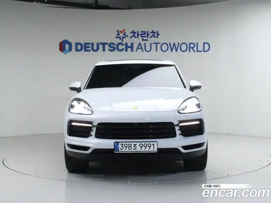 Porsche Cayenne 2021 3.0 Автомат в Москве № 211852, фото 3