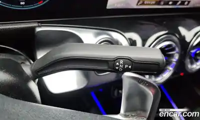 Mercedes-Benz GLB-Class 2023 2.0 Автомат в Москве № 211897, миниатюра 11