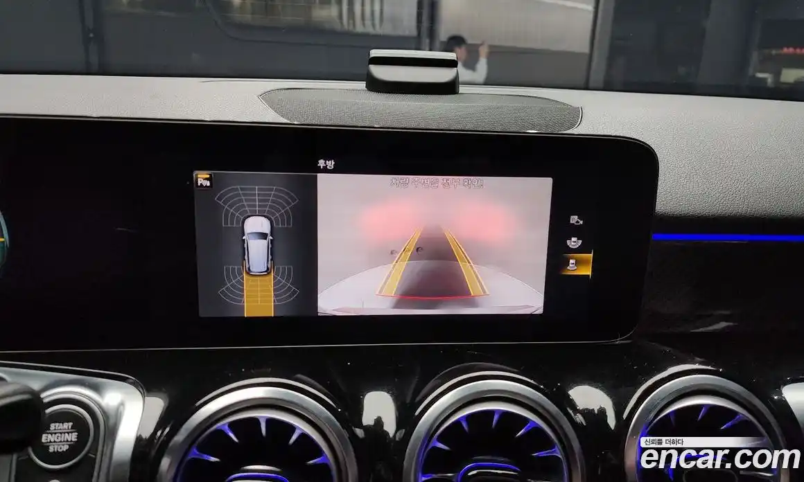 Mercedes-Benz GLB-Class 2023 2.0 Автомат в Москве № 211897, фото 19