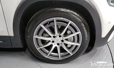 Mercedes-Benz GLB-Class 2023 2.0 Автомат в Москве № 211897, миниатюра 9