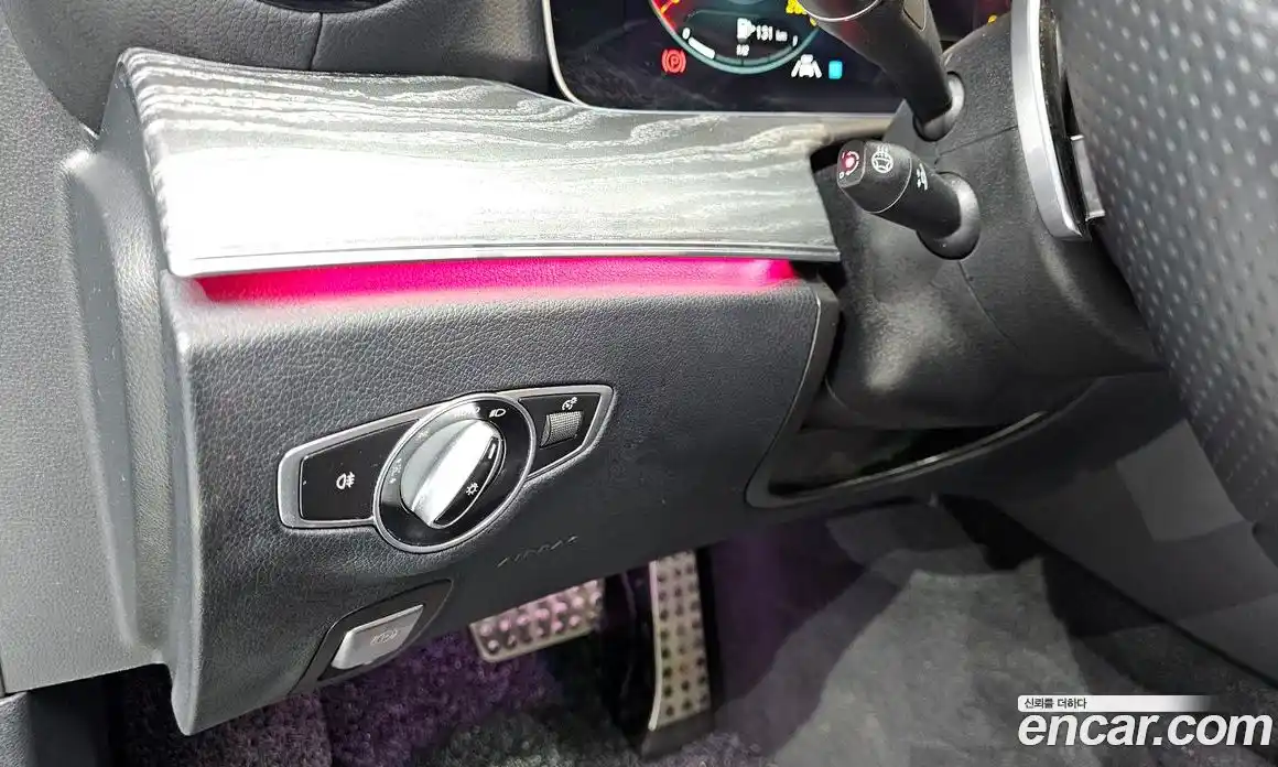 Mercedes-Benz E-Class 2022 2.0 Автомат в Москве № 212178, фото 11