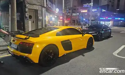 Audi R8 2017 5.2 Автомат в Москве № 212266, миниатюра 2
