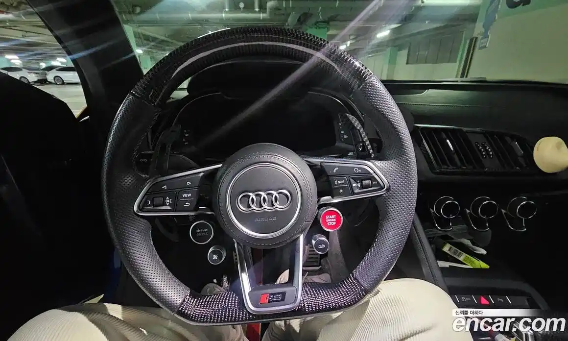 Audi R8 2017 5.2 Автомат в Москве № 212266, фото 10