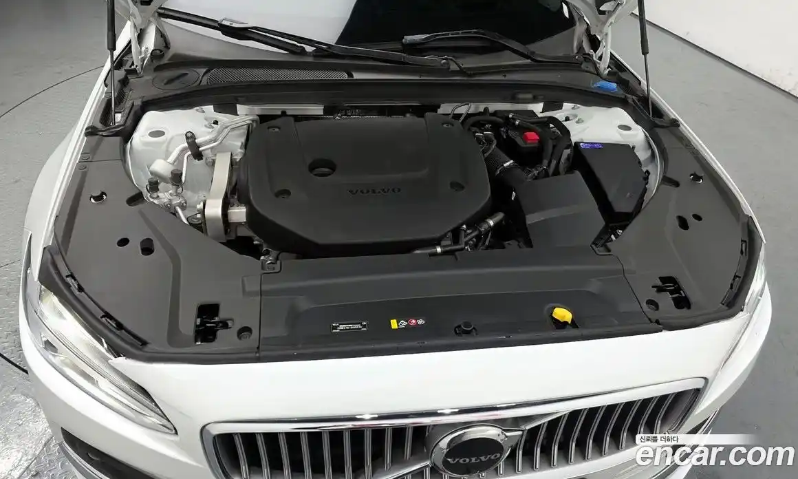 Volvo S90 2024 2.0 Автомат в Москве № 212754, фото 6