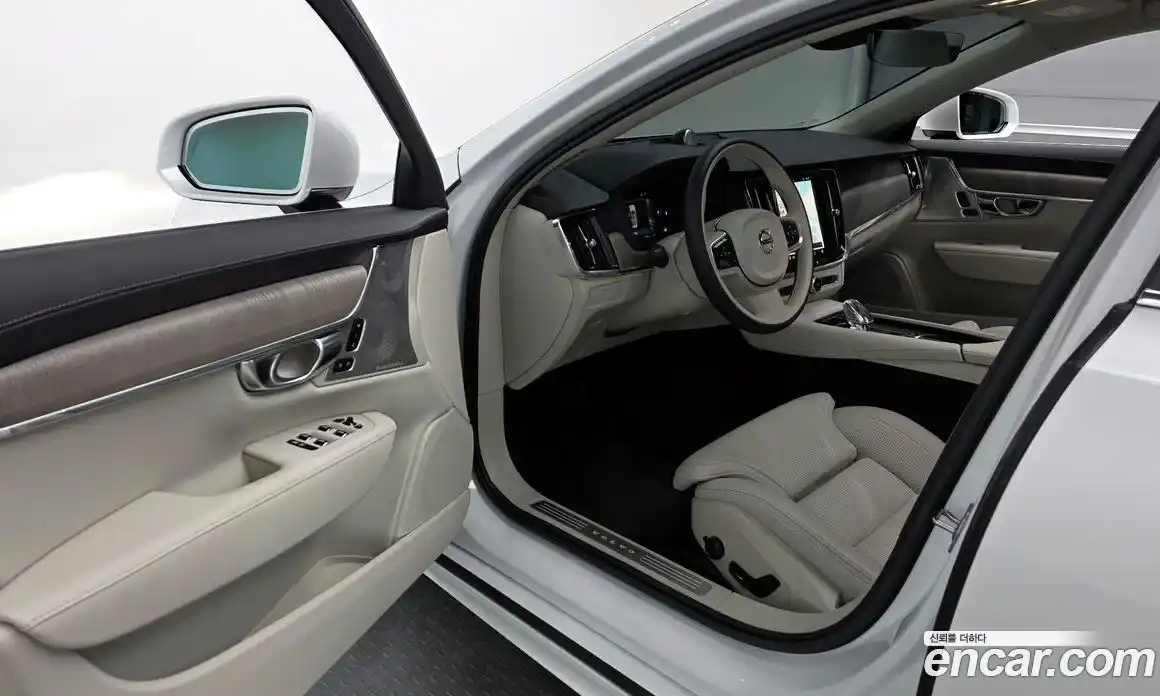 Volvo S90 2024 2.0 Автомат в Москве № 212754, фото 10