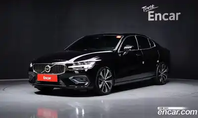 Volvo S60 2023 2.0 Автомат в Москве № 212883, миниатюра 9