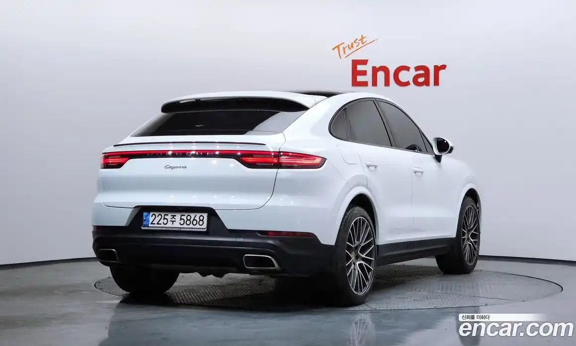 Porsche Cayenne 2021 3.0 Автомат в Москве № 213204, фото 17