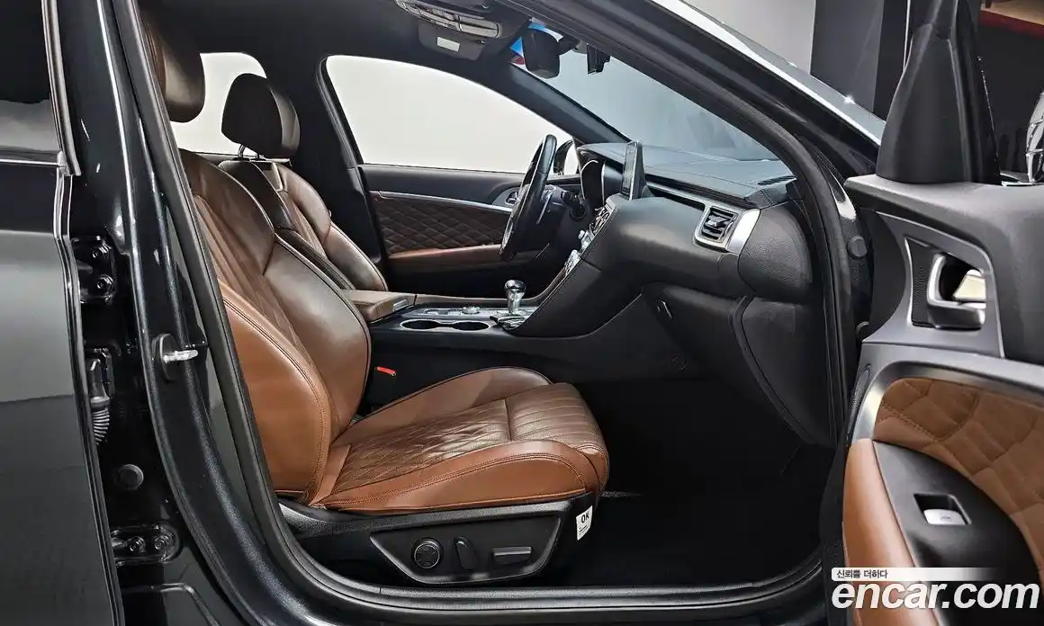 Genesis G70 2018 2.0 Автомат в Москве № 21321, фото 9