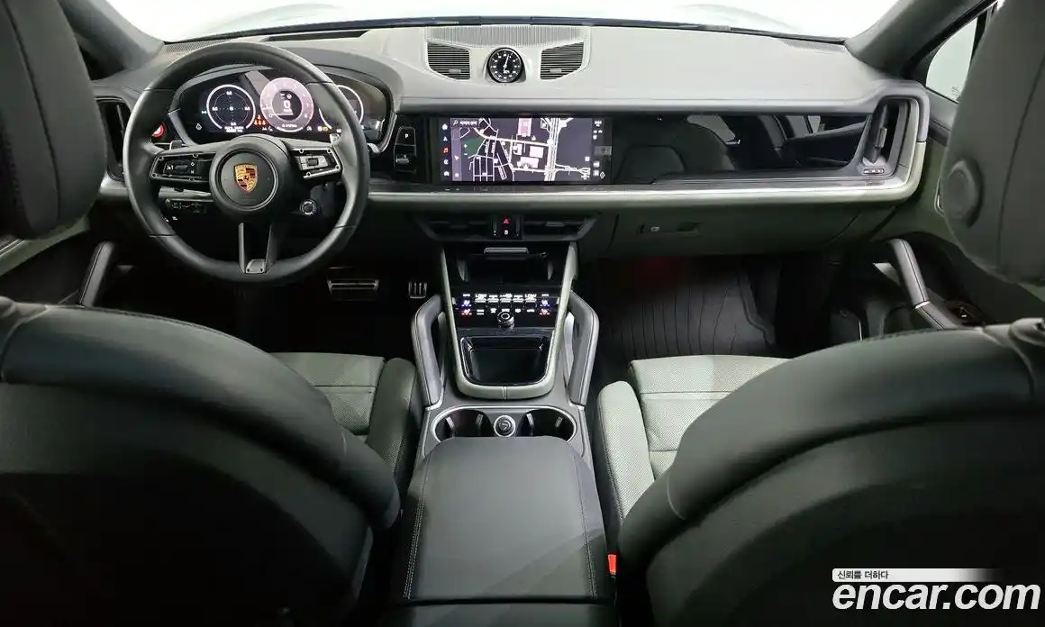 Porsche Cayenne 2024 3.0 Автомат в Москве № 213228, фото 16