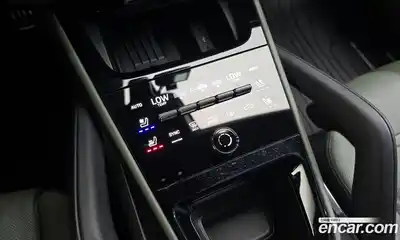 Porsche Cayenne 2024 3.0 Автомат в Москве № 213228, миниатюра 7