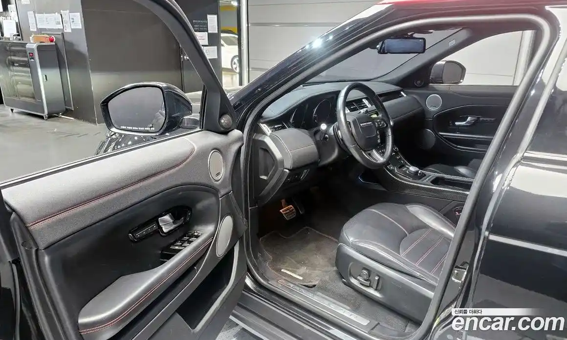 Land Rover Range-Rover Evoque 2017 2.0 Автомат в Москве № 213528, фото 12