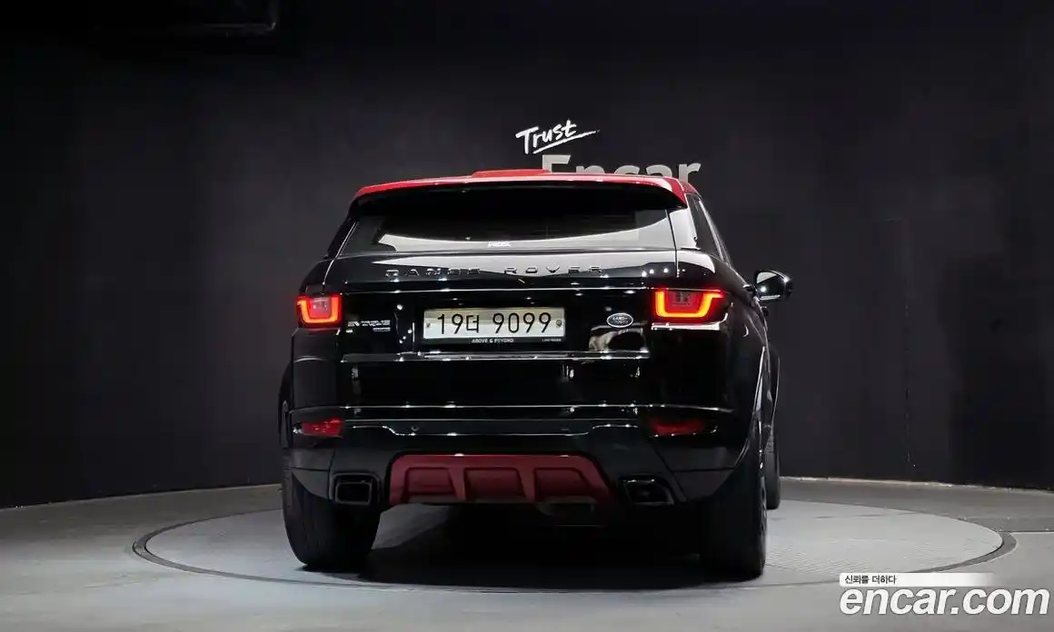 Land Rover Range-Rover Evoque 2017 2.0 Автомат в Москве № 213528, фото 8