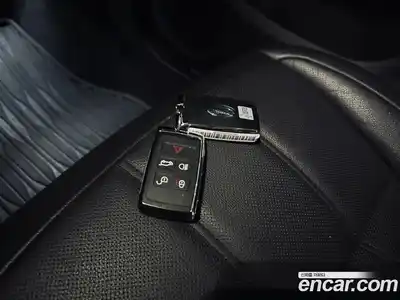 Land Rover Range-Rover Evoque 2024 2.0 Автомат в Москве № 213900, миниатюра 11