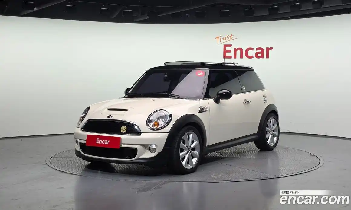 Mini Cooper 2012 1.6 Автомат в Москве № 214322, фото 17