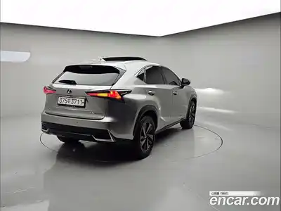 Lexus NX 2021 2.5 Автомат в Москве № 214802, миниатюра 4