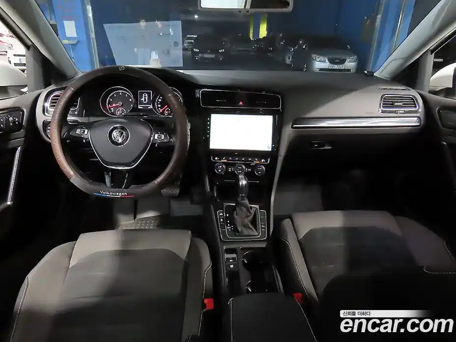 Volkswagen Golf 2014 1.4 Автомат в Москве № 215160, фото 7