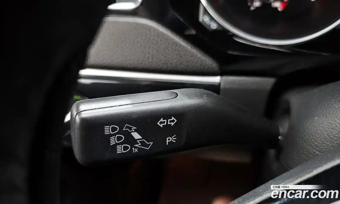 Volkswagen Jetta 2016 2.0 Автомат в Москве № 215267, фото 11