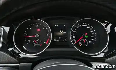 Volkswagen Jetta 2016 2.0 Автомат в Москве № 215267, миниатюра 4