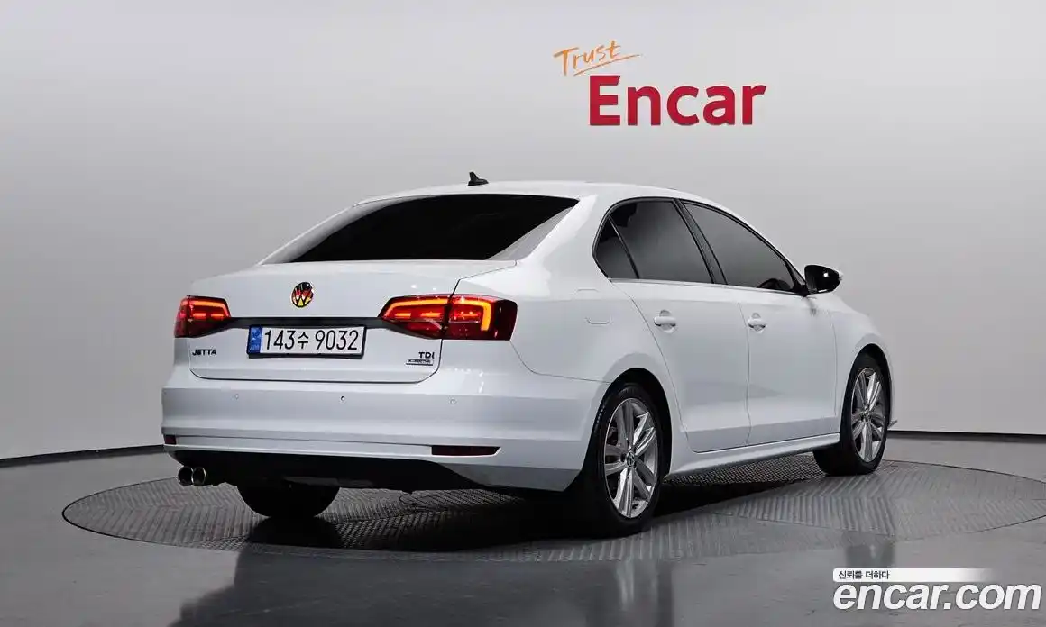 Volkswagen Jetta 2016 2.0 Автомат в Москве № 215267, фото 8