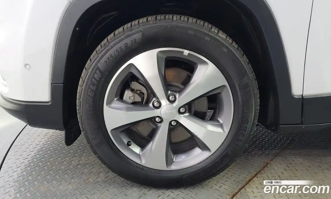 Jeep Cherokee 2021 2.4 Автомат в Москве № 215466, фото 7