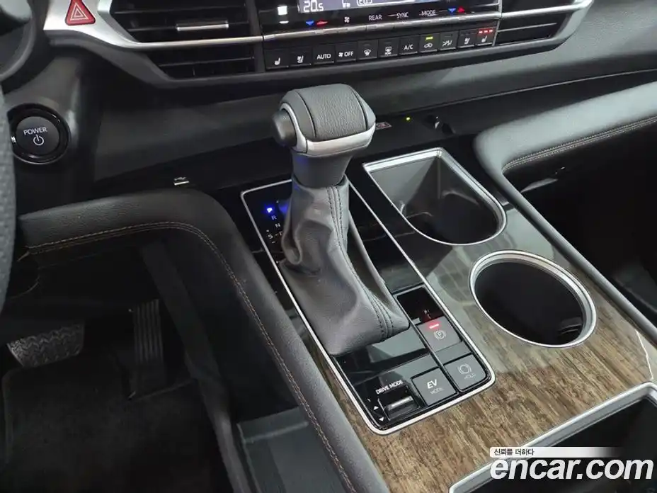 Toyota Sienna 2025 2.5 Вариатор в Москве № 215576, фото 10