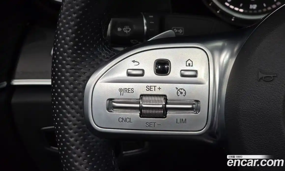 Mercedes-Benz E-Class 2019 1.9 Автомат в Москве № 223153, фото 20