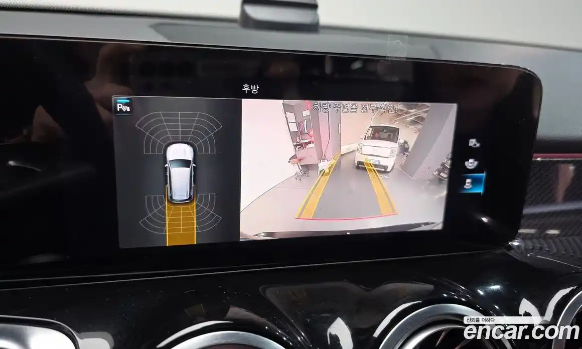 Mercedes-Benz GLB-Class 2022 2.0 Автомат в Москве № 223283, фото 15