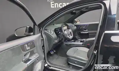 Mercedes-Benz GLA-Class 2023 2.0 Автомат в Москве № 224632, миниатюра 12