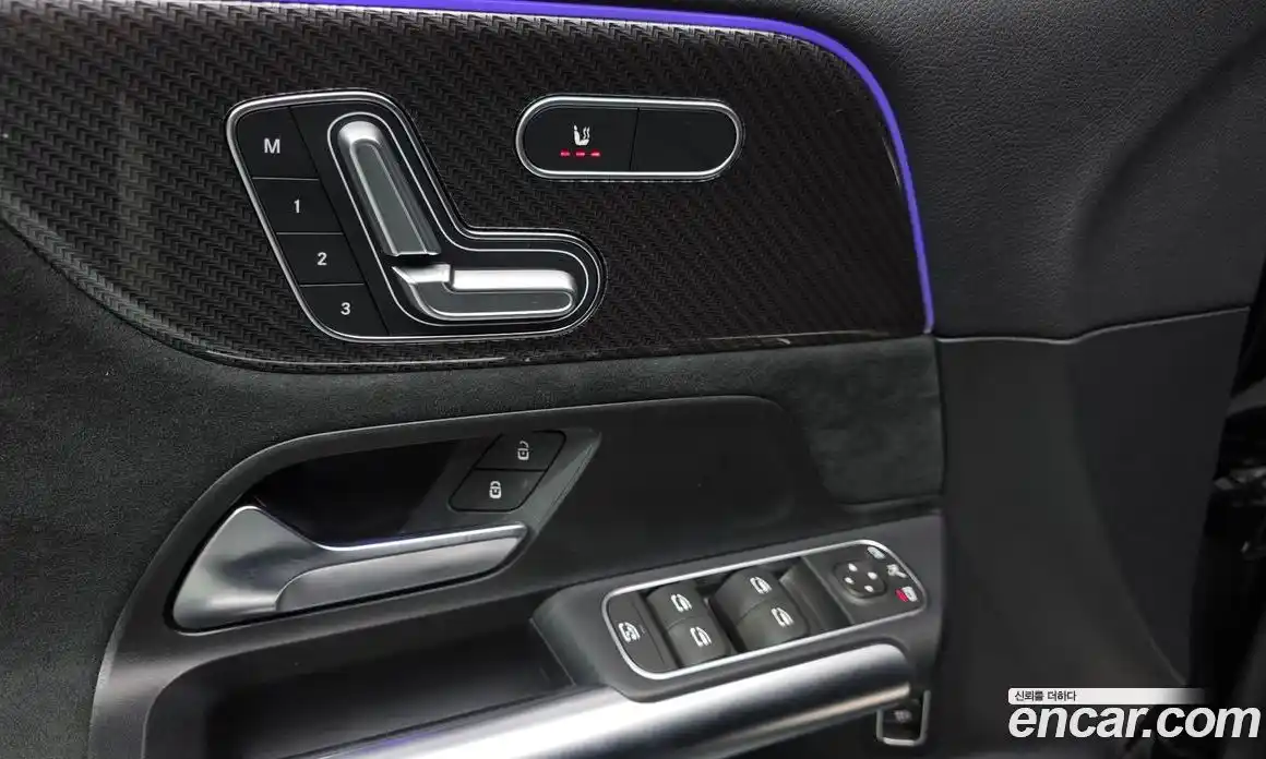 Mercedes-Benz GLA-Class 2023 2.0 Автомат в Москве № 224632, фото 13