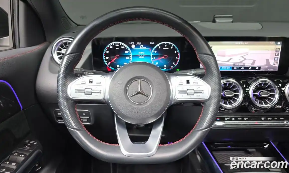 Mercedes-Benz GLA-Class 2023 2.0 Автомат в Москве № 224632, фото 15