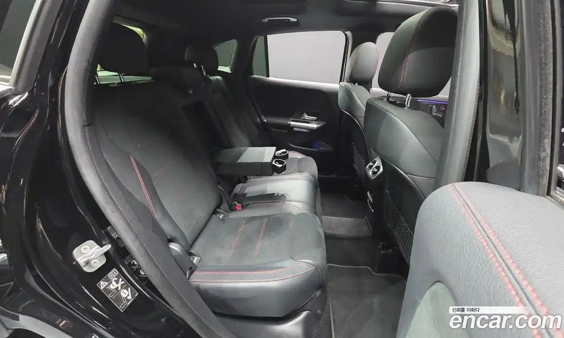 Mercedes-Benz GLA-Class 2023 2.0 Автомат в Москве № 224632, фото 19