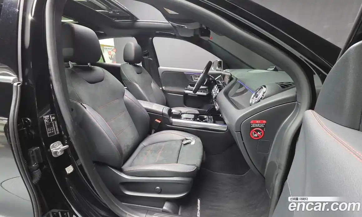 Mercedes-Benz GLA-Class 2023 2.0 Автомат в Москве № 224632, фото 10