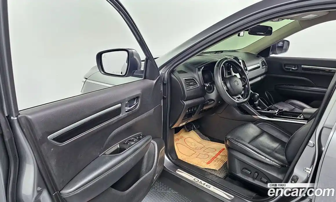 Renault QM6 2017 2.0 Автомат в Москве № 226059, фото 3