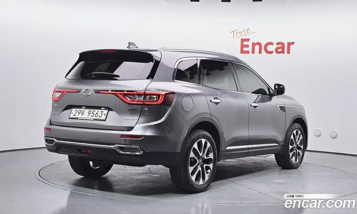 Renault QM6 2017 2.0 Автомат в Москве № 226059, фото 7