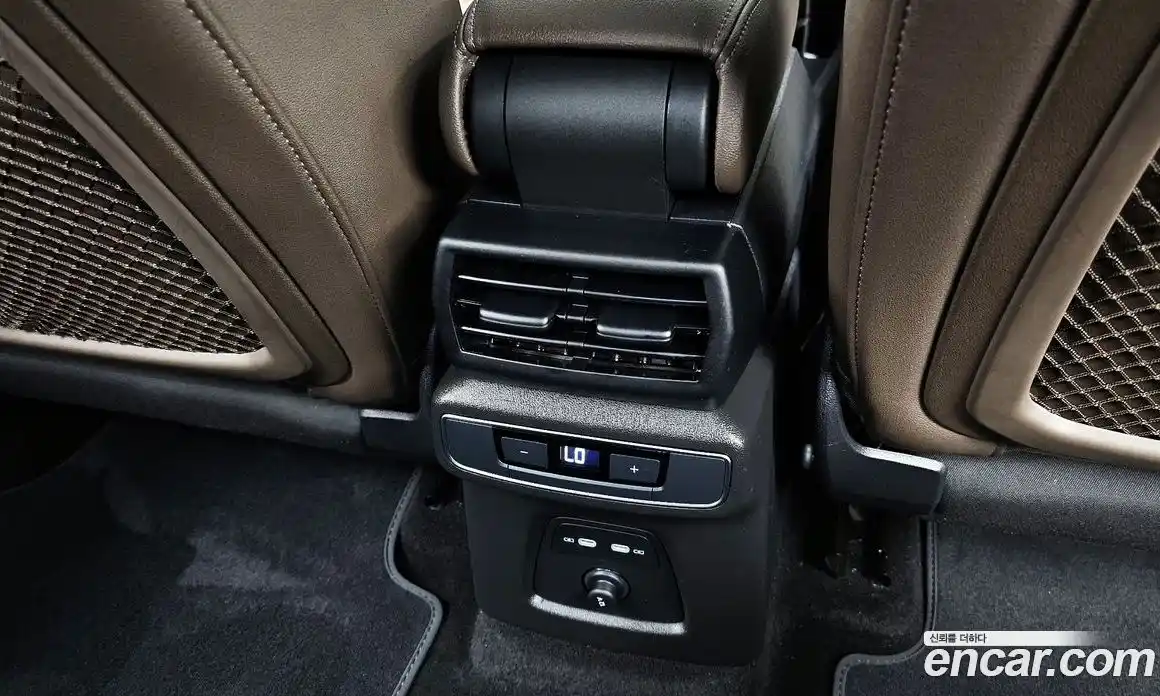 Audi Q4 e-tron 2025 0.2 Автомат в Москве № 227939, фото 19