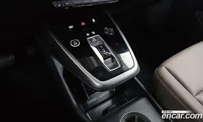 Audi Q4 e-tron 2025 0.2 Автомат в Москве № 227939, миниатюра 9