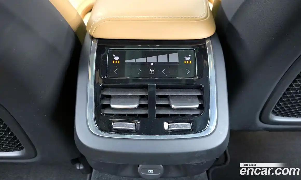 Volvo V60 2021 2.0 Автомат в Москве № 230397, фото 19