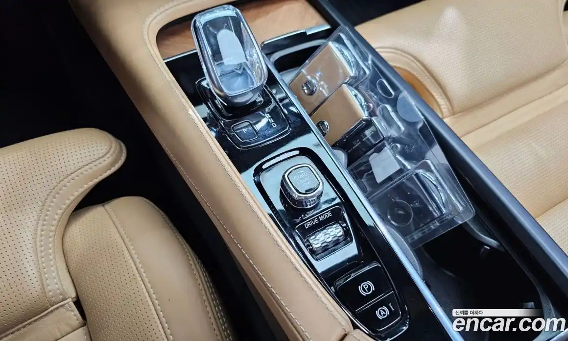 Volvo XC90 2020 2.0 Автомат в Москве № 230602, фото 18