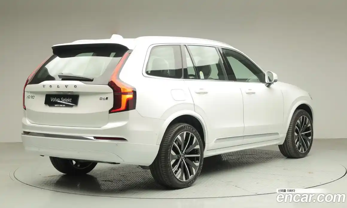 Volvo XC90 2026 2.0 Автомат в Москве № 230724, фото 4